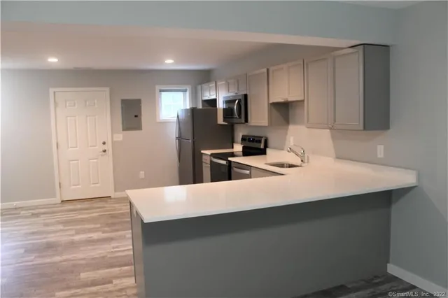 $2,650 | 9 Goodhill Road, Unit 103, Bethel, CT 06801