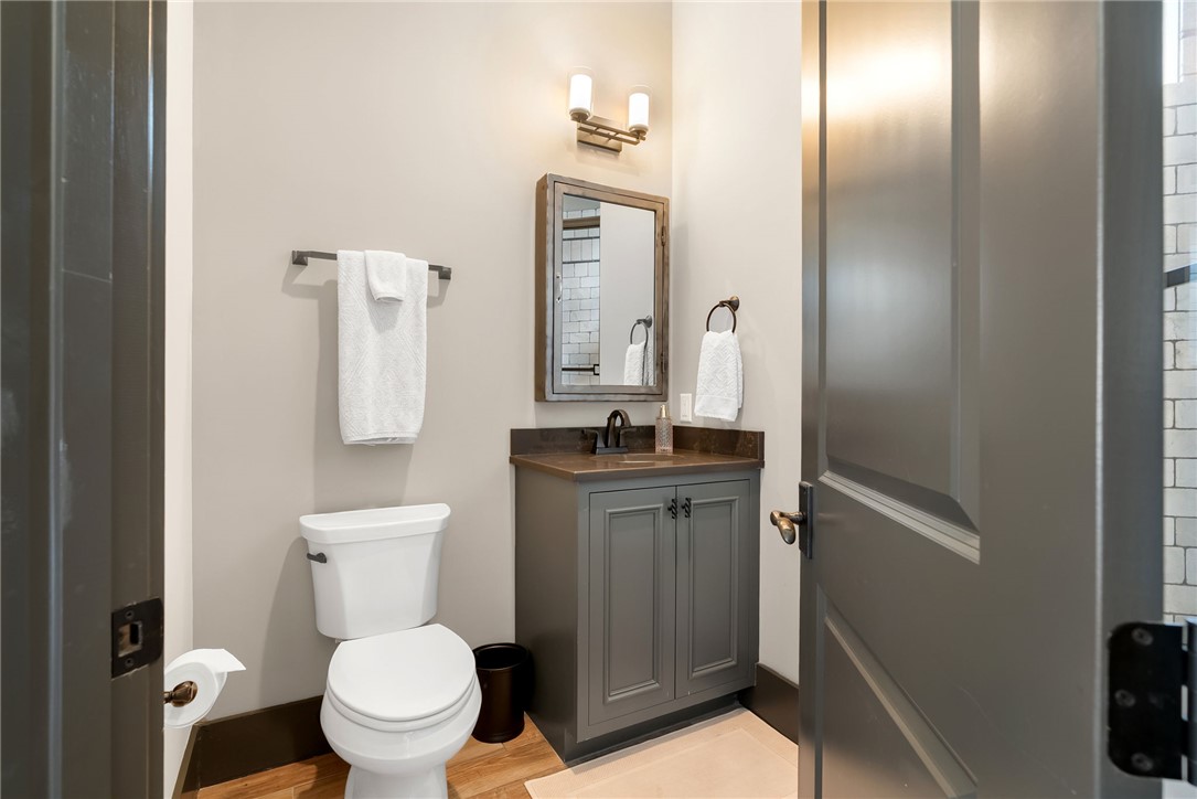 231 Quay Court Sunset, SC 29685 - Photo 34 of 48 Ensuite Bath