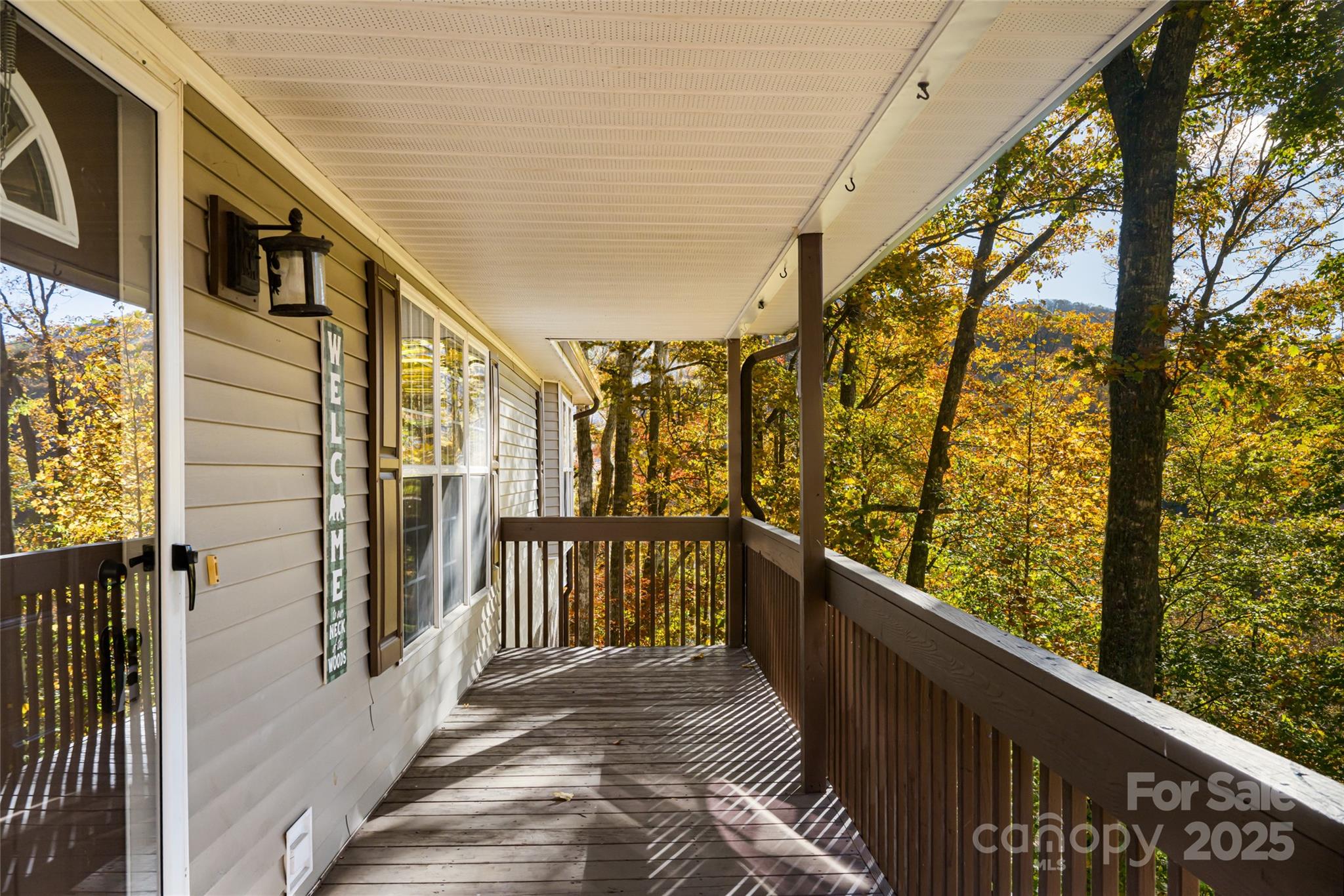 334 Foxden Road Mars Hill, NC 28754 - Photo 33 of 43 a view of a balcony