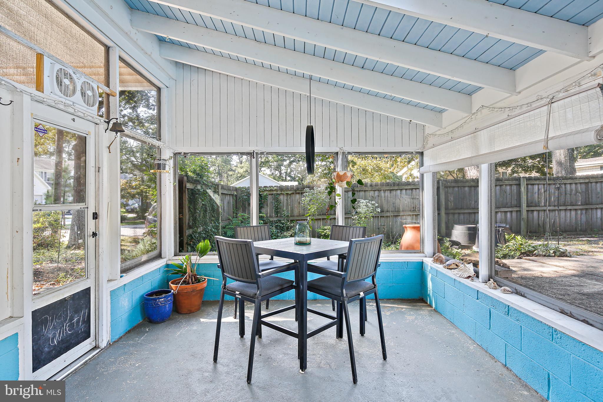 532 Park Road Severna Park, MD 21146 - Photo 5 of 60 Incredible Indoor/Outdoor Entertaining
