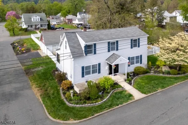 $429,900 | 7 Park Square, Phillipsburg, NJ 08865