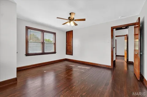 $450,000 | 7114 Drury Lane, St. Louis, MO 63143