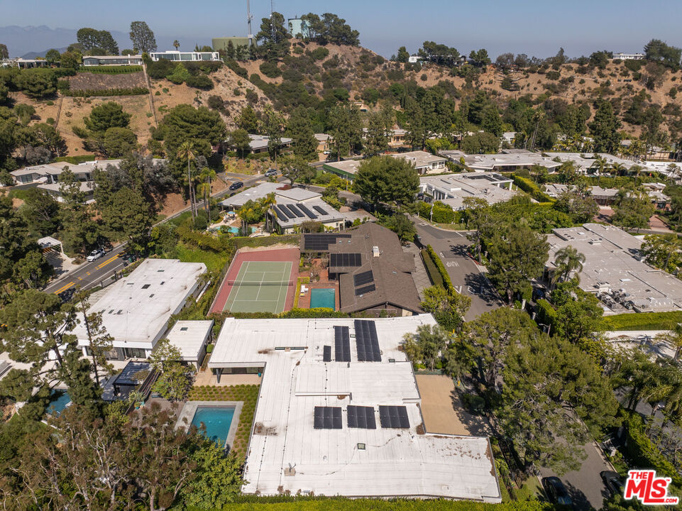 1885 Carla Ridge Beverly Hills, CA 90210 - Photo 49 of 50