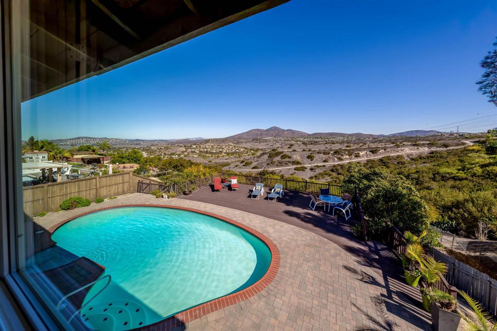 4363 Country Trails Lane Bonita, CA 91902 - Photo 3 of 27 a view of a city