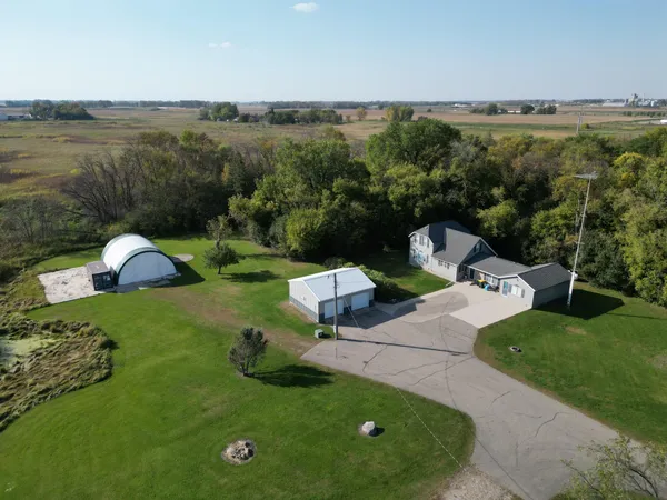 $350,000 | 1910 30th Street Southwest, Willmar, MN 56201