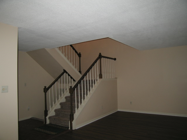 6646 Quail Ridge Lane Fort Wayne, IN 46804 - Photo 4 of 24