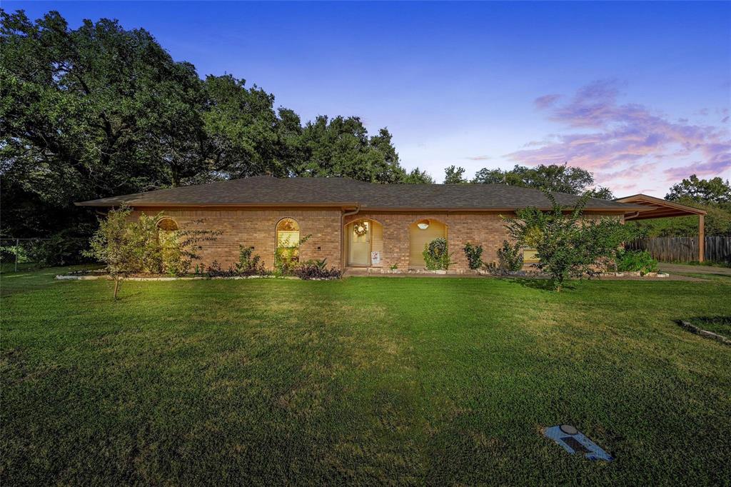 272 Locklar Loop Waco, TX 76705 - Photo 1 of 1 Gallery Image 1