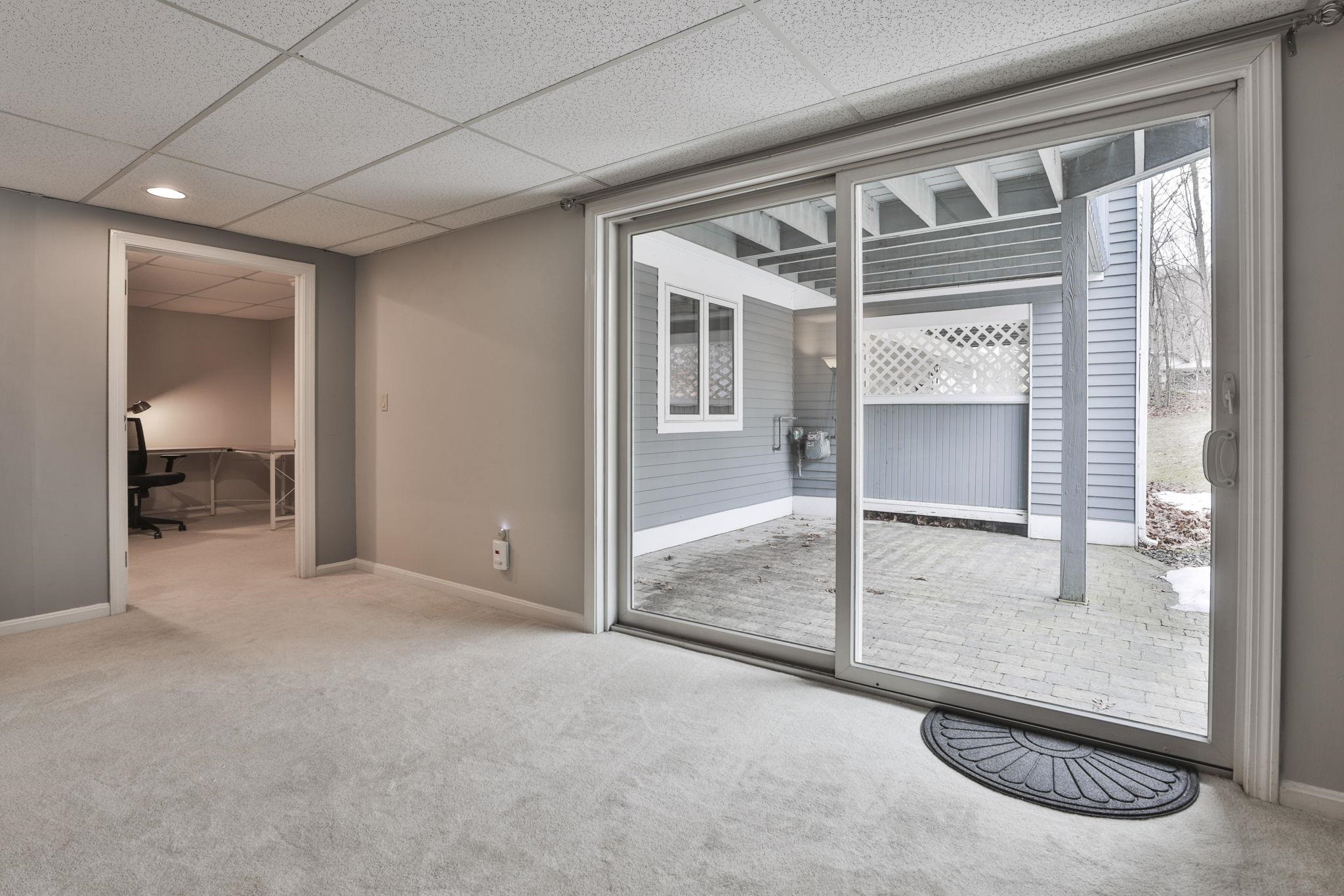 53 Hickory Lane Windham, NH 03087 - Photo 37 of 46