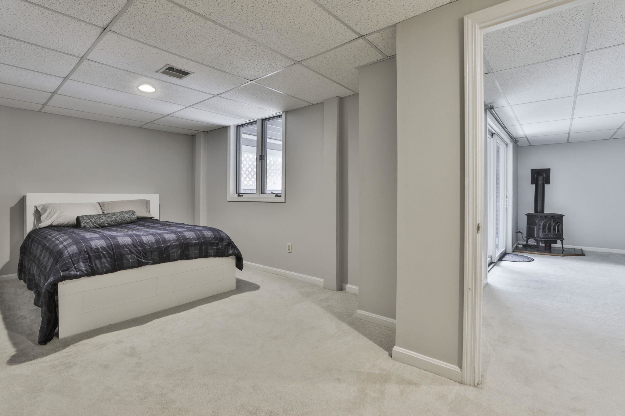 53 Hickory Lane Windham, NH 03087 - Photo 38 of 46