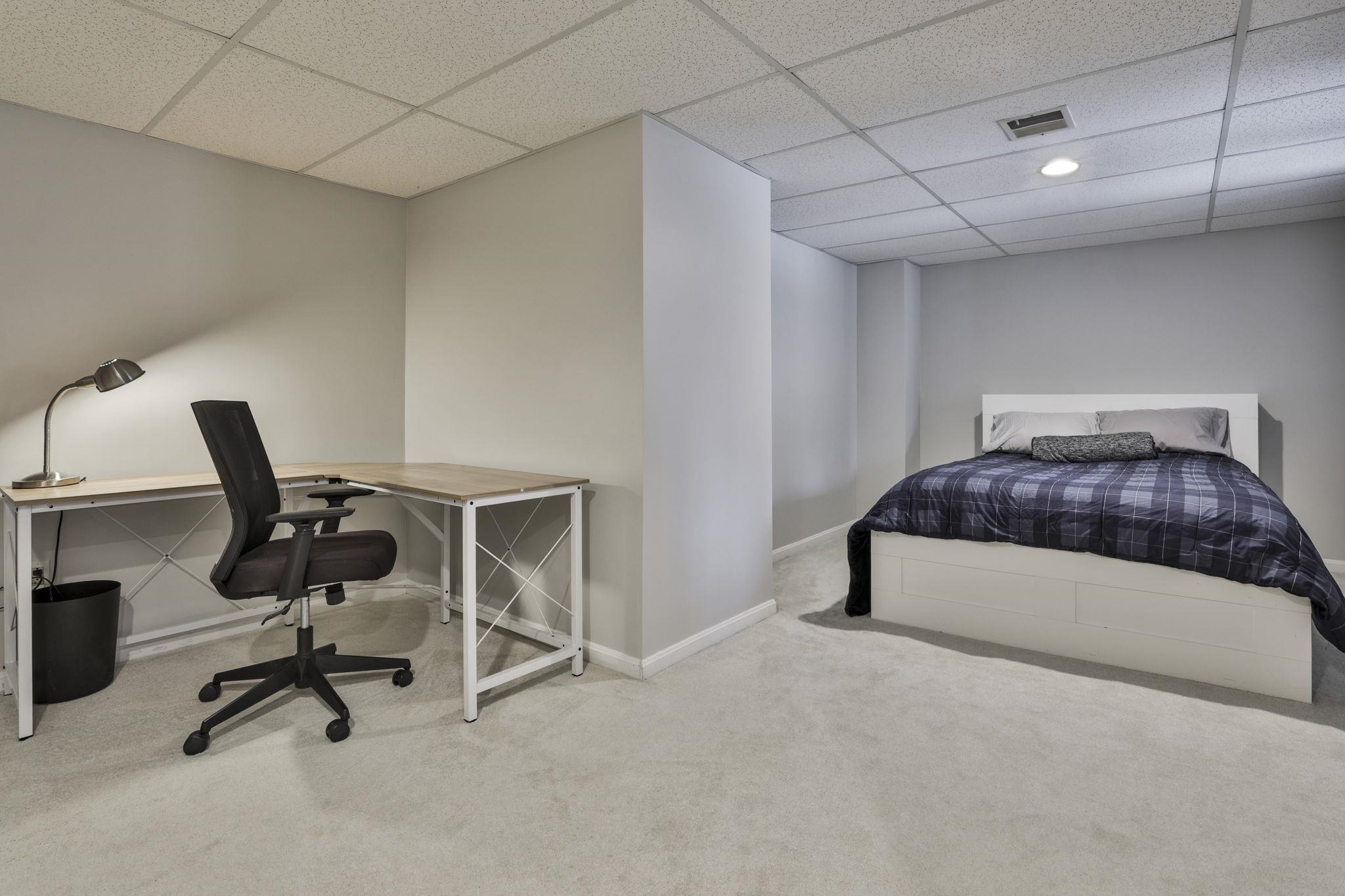 53 Hickory Lane Windham, NH 03087 - Photo 40 of 46