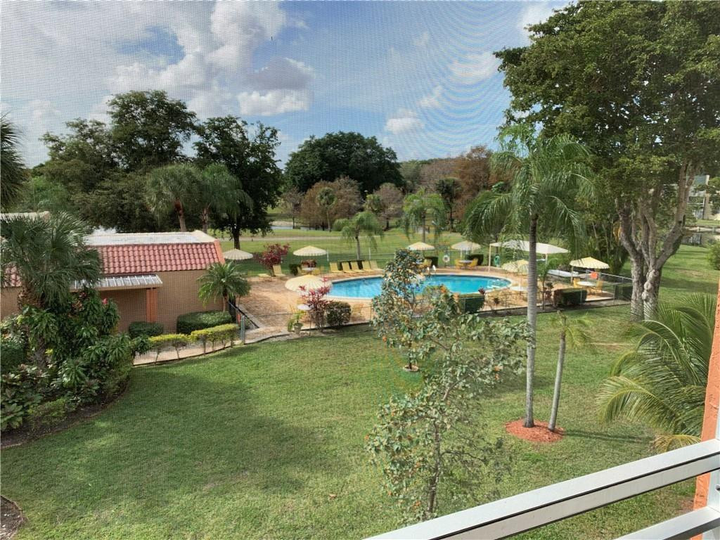 8834 West McNab Road, Unit 303 Tamarac, FL 33321 - Photo 5 of 10 Photo 5