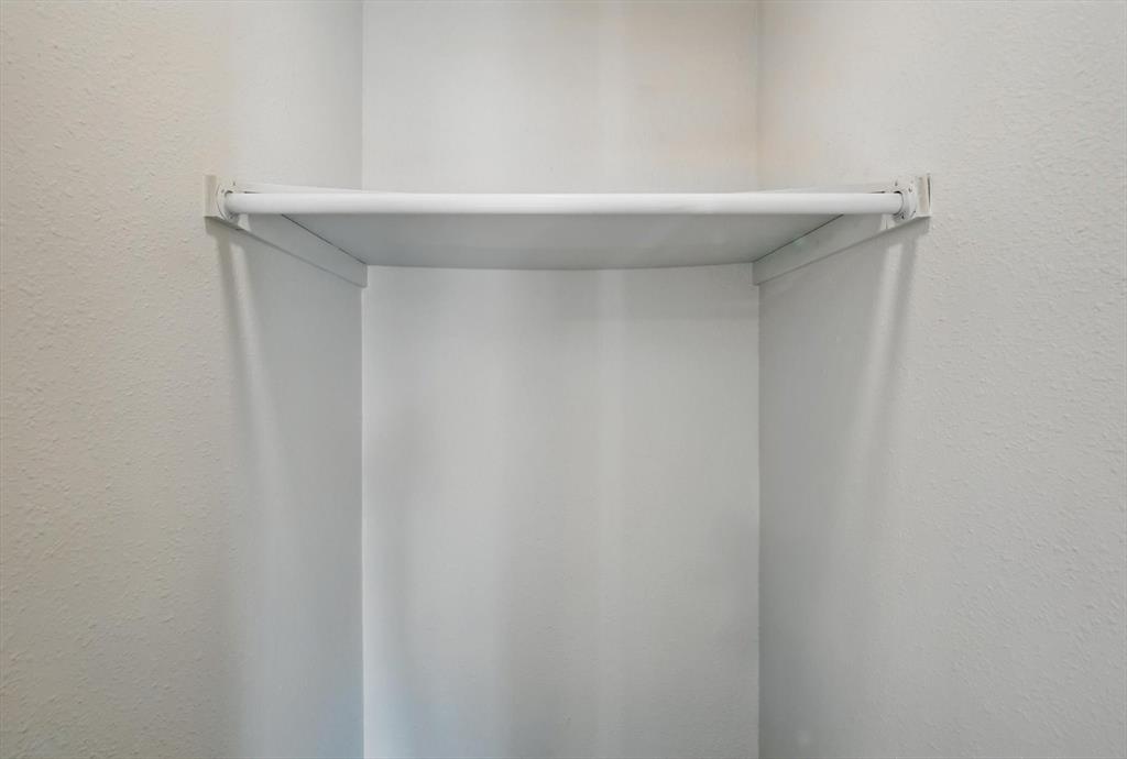 1805 Daniel Street Fort Worth, TX 76104 - Photo 23 of 38 a view of small space