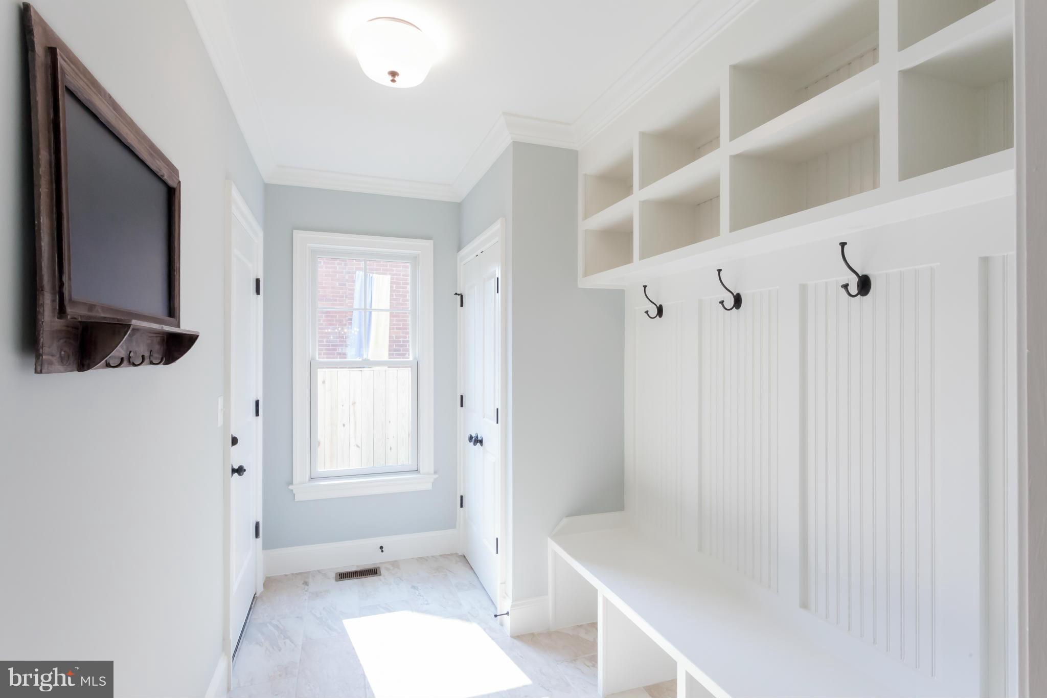 4540 25th Road North Arlington, VA 22207 - Photo 12 of 18 Mudroom
