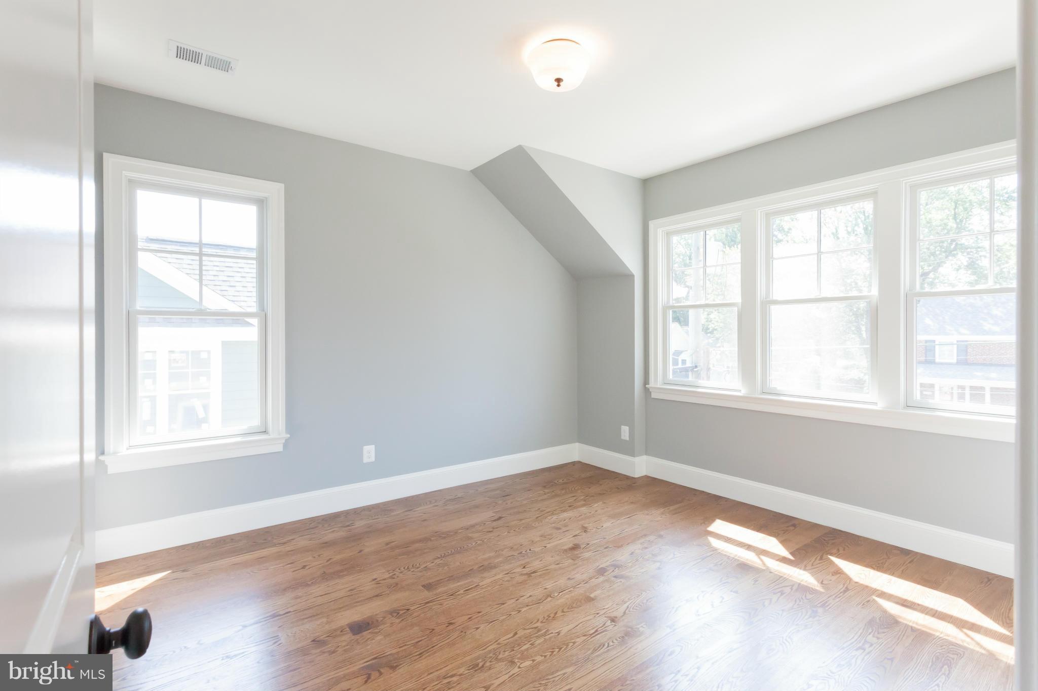 4540 25th Road North Arlington, VA 22207 - Photo 16 of 18 Bedroom