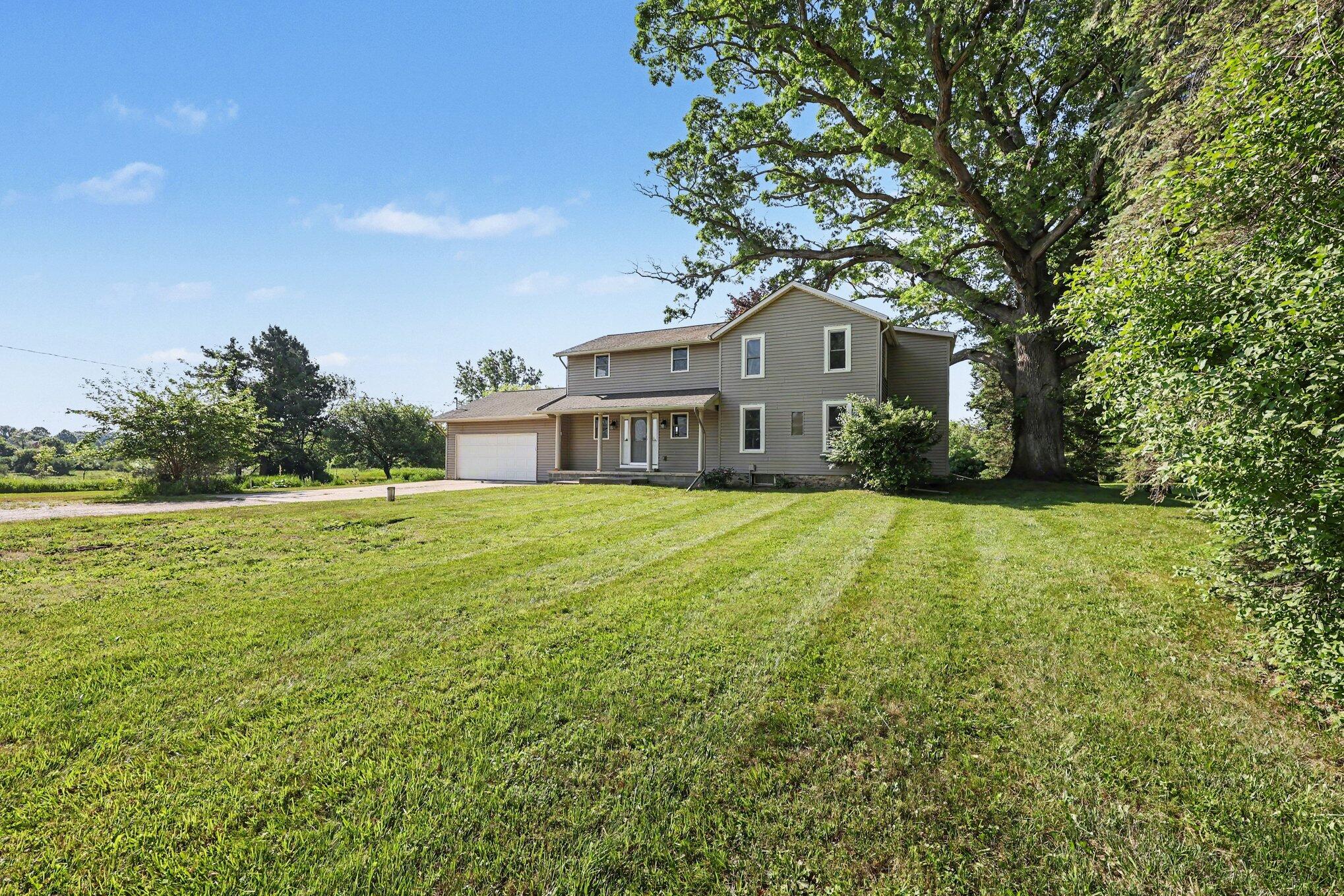 12845 Dexter-Chelsea Road Chelsea, MI 48118 - Photo 25 of 30 006_file_2301