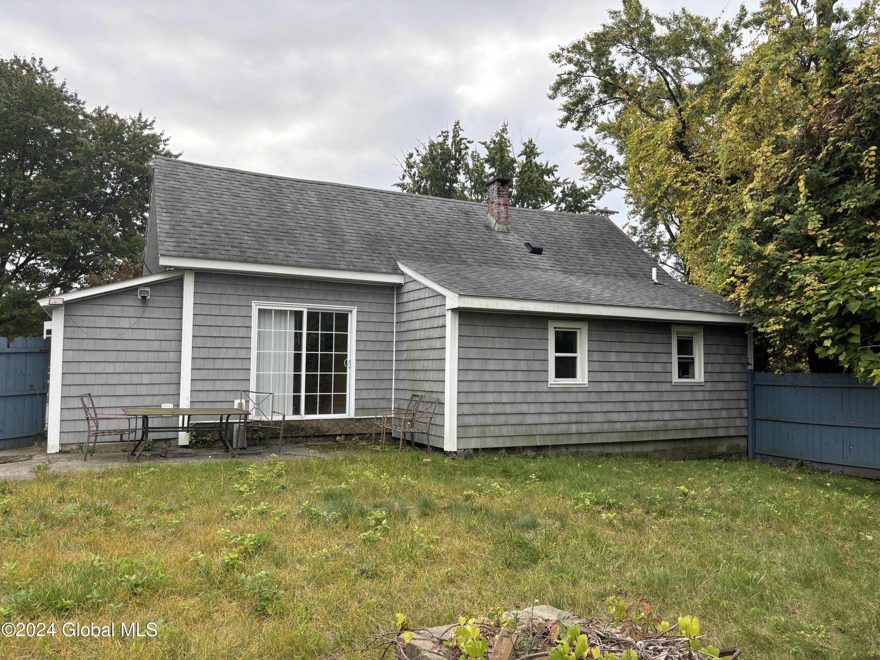 2425 Consaul Road Schenectady, NY 12304 - Photo 2 of 22 IMG_3274