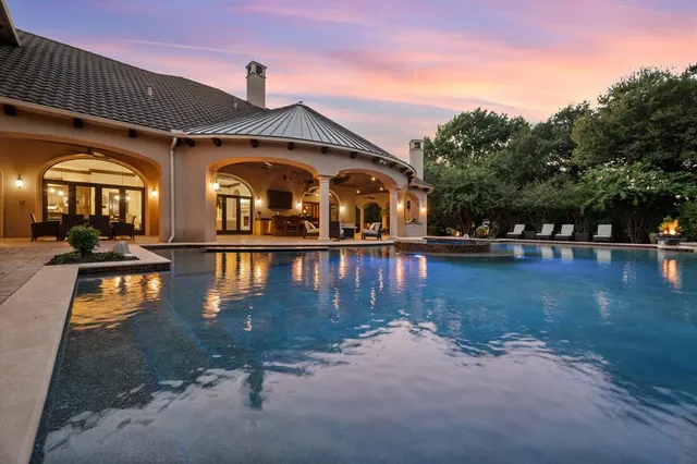 a view of a lake with houses