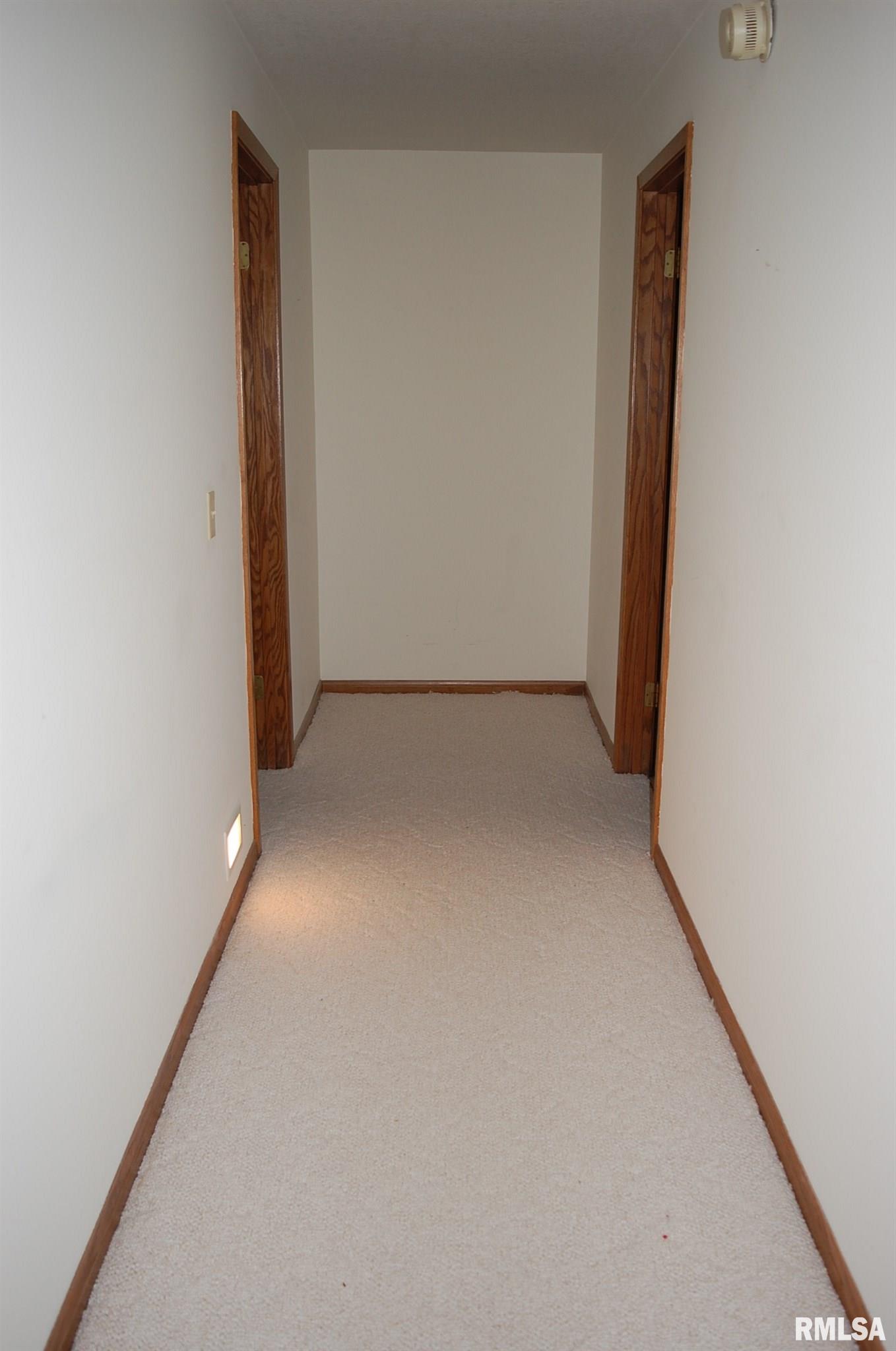 3320 East Ridge Place Bettendorf, IA 52722 - Photo 18 of 26 Gallery Image 18