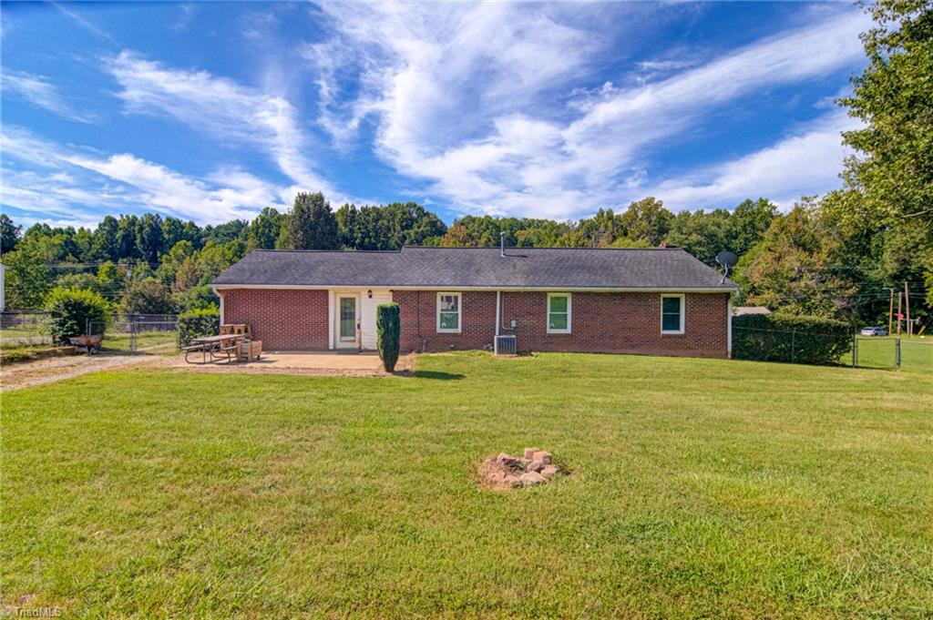 4137 High Point Road Winston-Salem, NC 27107 - Photo 29 of 31 Gallery Image 29