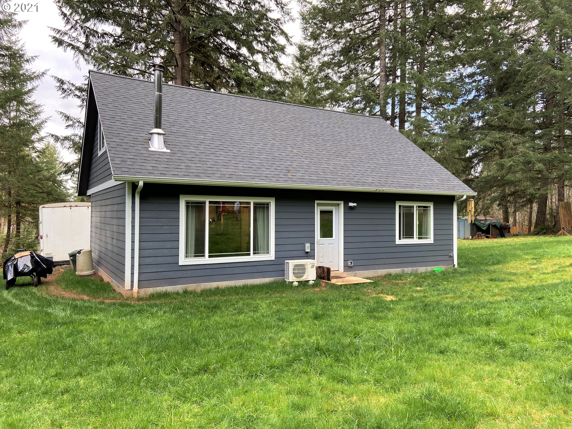 92772 Regal Lane Springfield, OR 97478 - Photo 2 of 21 Gallery Image 2