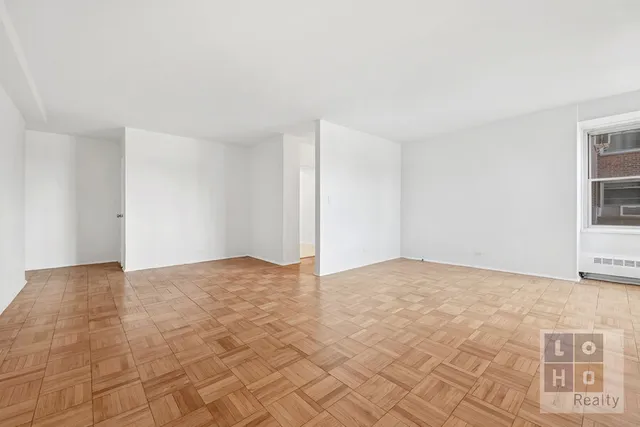 $999,000 | 575 Grand Street, Unit E1105 | Lower East Side