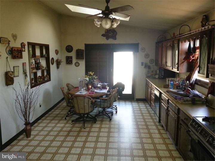 14 Schaffer Road Pittsgrove, NJ 08318 - Photo 5 of 11 Kitchen