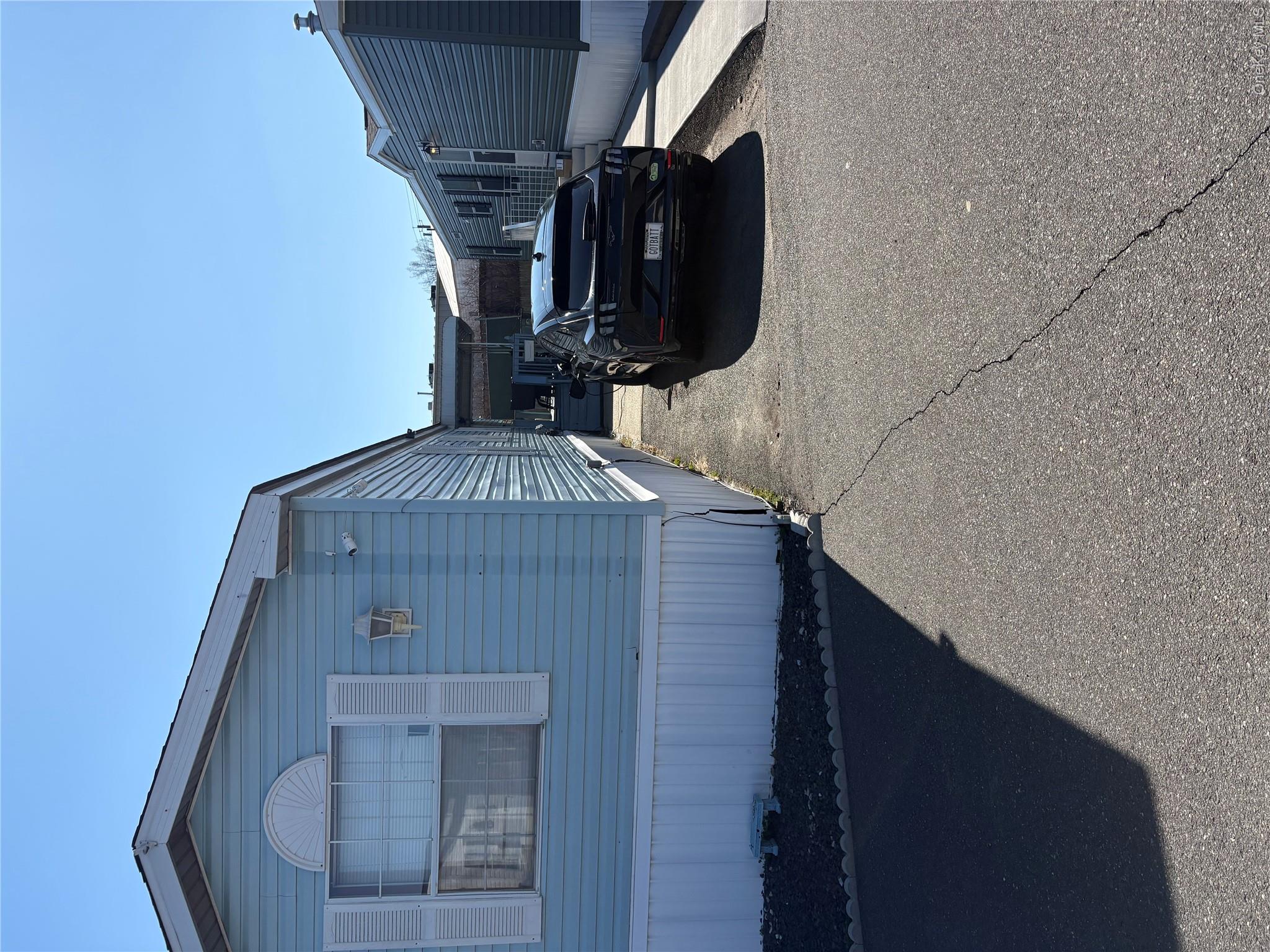2701 Goethals Road North, Unit H4 Staten Island, NY 10303 - Photo 3 of 14