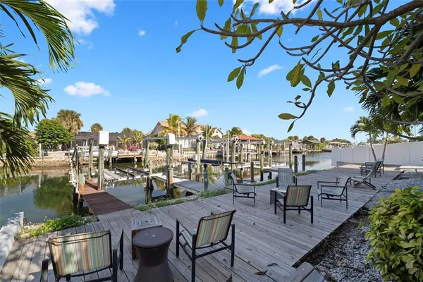 $310,000 | 1013 Apollo Beach Boulevard, Unit 203, Apollo Beach, FL 33572