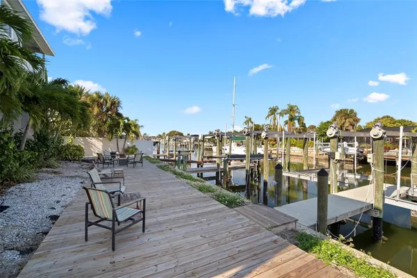 $310,000 | 1013 Apollo Beach Boulevard, Unit 203, Apollo Beach, FL 33572