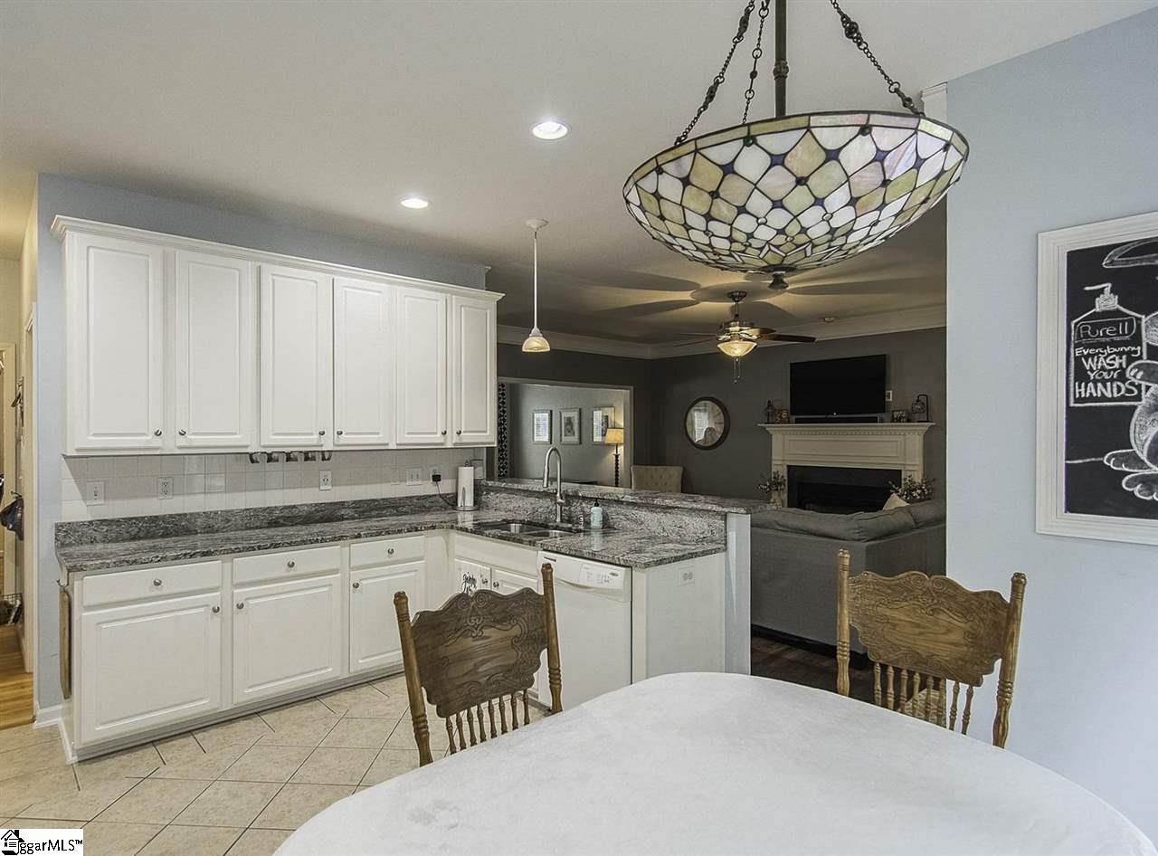431 Roberts Road Taylors, SC 29687 - Photo 12 of 30 Gallery Image 12
