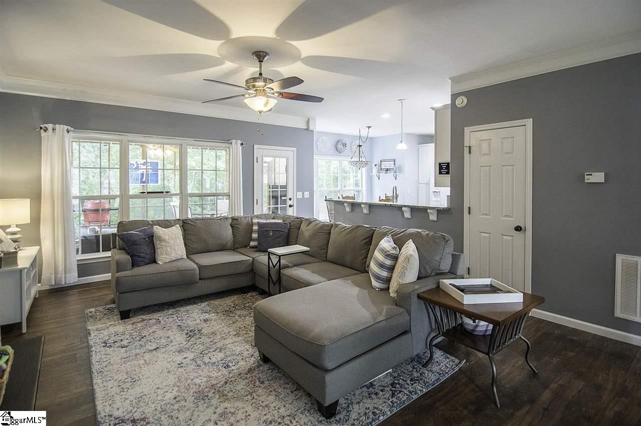 431 Roberts Road Taylors, SC 29687 - Photo 7 of 30 Gallery Image 7