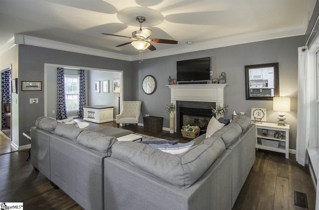 431 Roberts Road Taylors, SC 29687 - Photo 8 of 30 Gallery Image 8