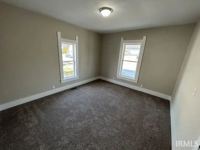 $157,900 | 917 Oak Street, Vincennes, IN 47591