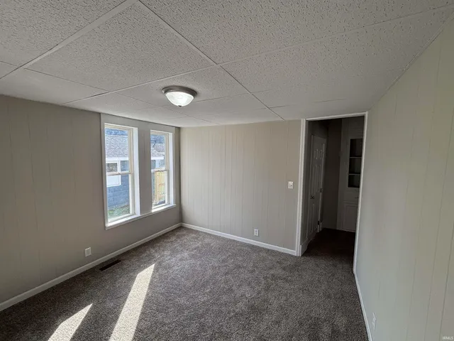 $157,900 | 917 Oak Street, Vincennes, IN 47591