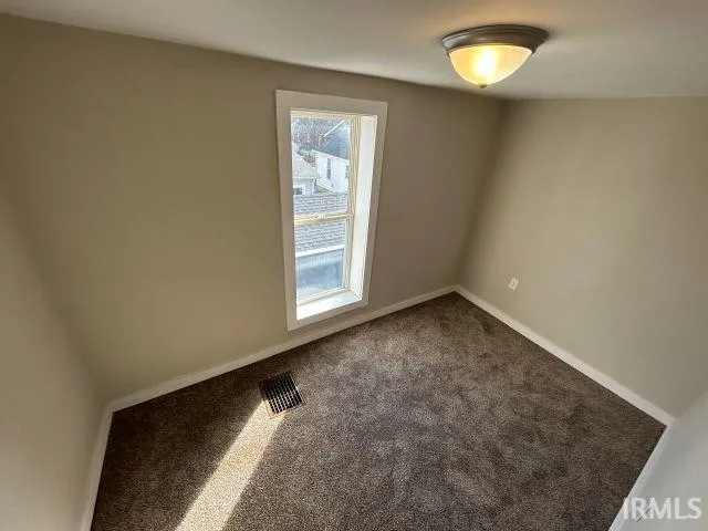 $157,900 | 917 Oak Street, Vincennes, IN 47591