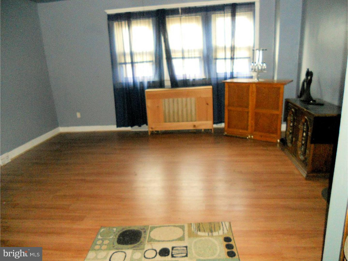 258 Ashby Road Upper Darby, PA 19082 - Photo 4 of 16