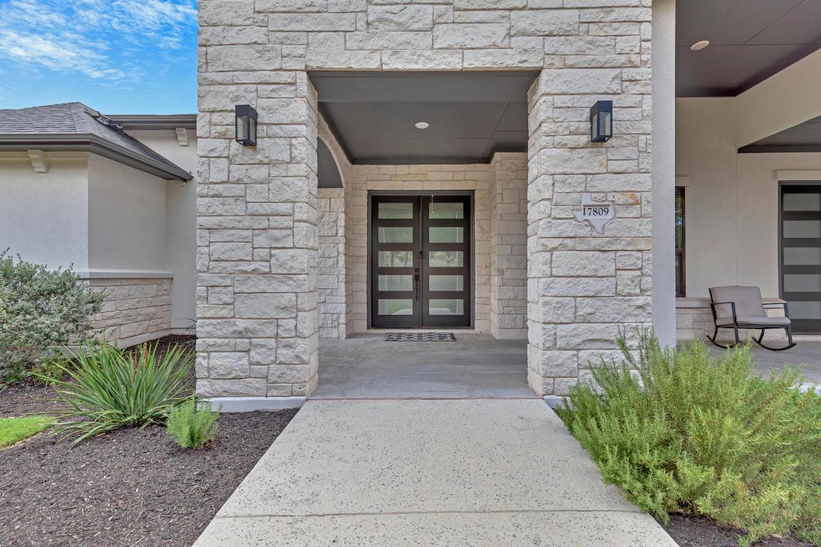 17809 Maritime Point Jonestown, TX 78645 - Photo 3 of 26