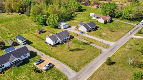 $269,900 | 335 Williams Road, Lafayette, TN 37083