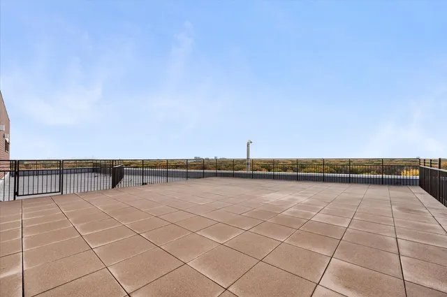 $505,000 | 1700 Riverwoods Drive, Unit 517, Melrose Park, IL 60160