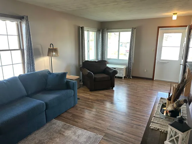 $174,900 | 505 Bergen Street Northwest, Adams, MN 55909