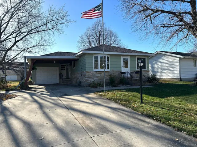 $174,900 | 505 Bergen Street Northwest, Adams, MN 55909