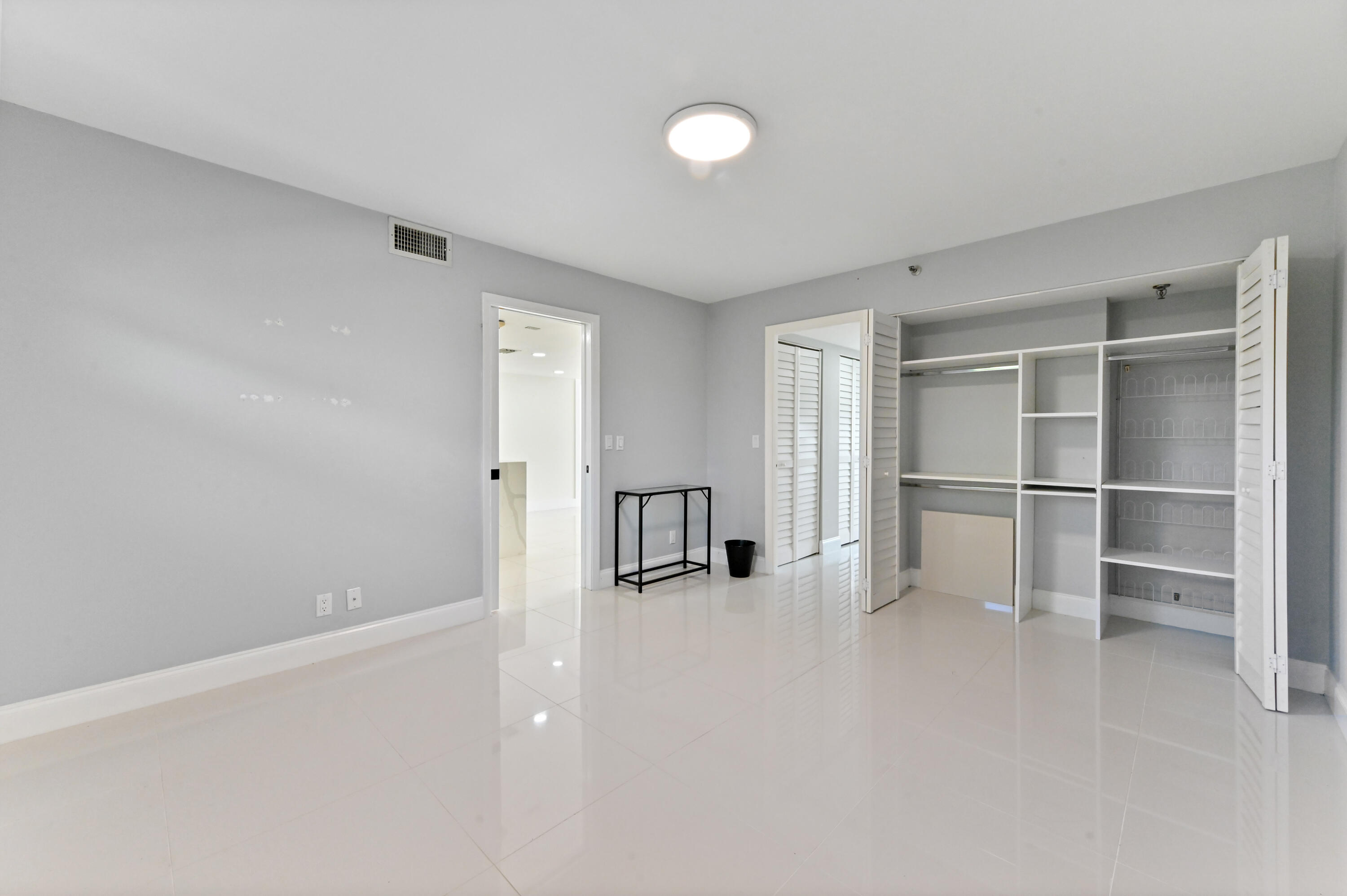 198 Northwest 67th Street, Unit 302 Boca Raton, FL 33487 - Photo 13 of 32 17 Bedroom 03