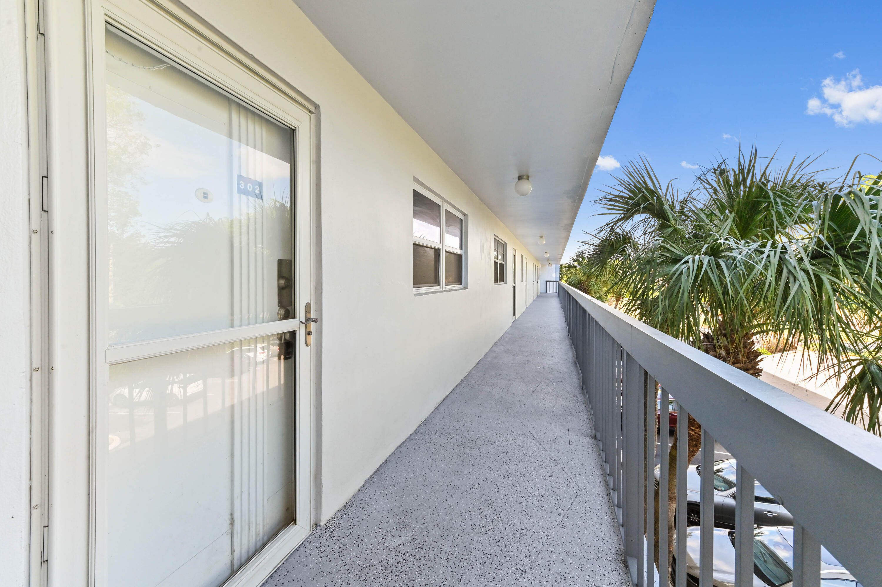 198 Northwest 67th Street, Unit 302 Boca Raton, FL 33487 - Photo 27 of 32 03 Entry 01