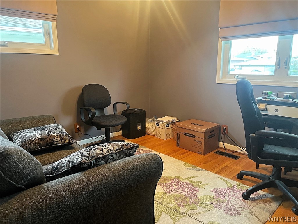 19 Greentree Road Tonawanda Town, NY 14150 - Photo 14 of 32