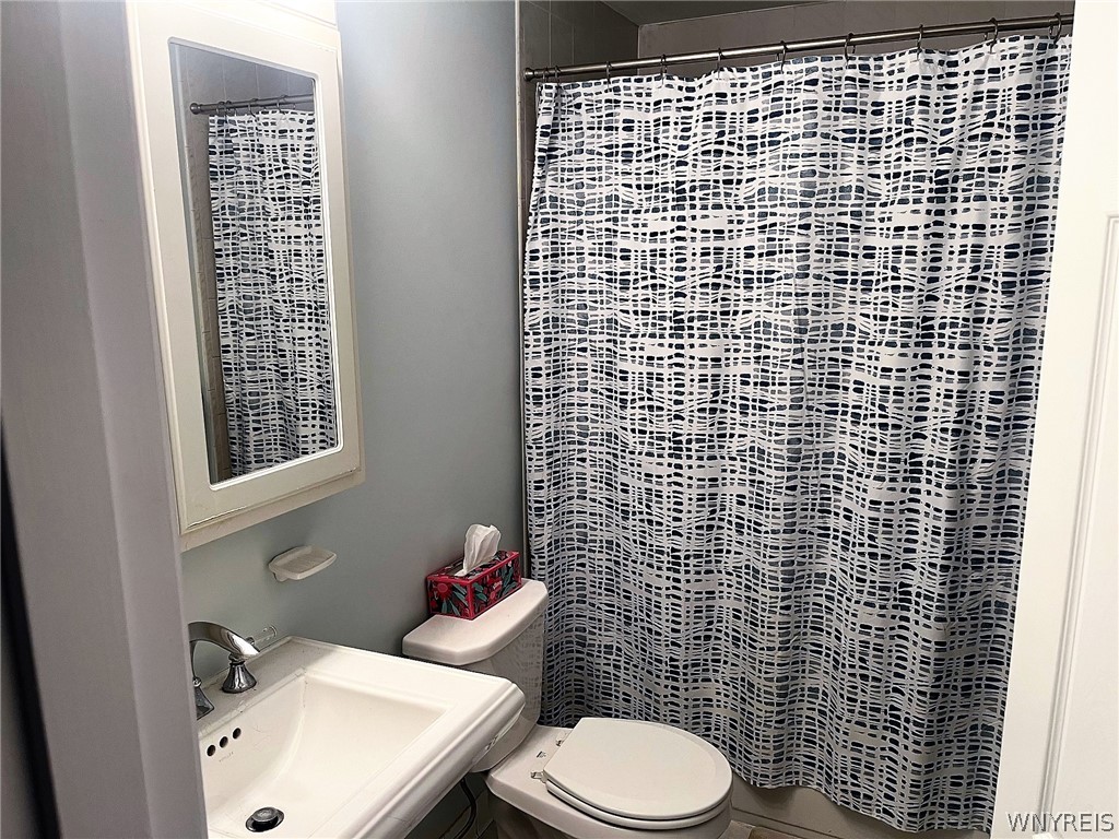 19 Greentree Road Tonawanda Town, NY 14150 - Photo 15 of 32