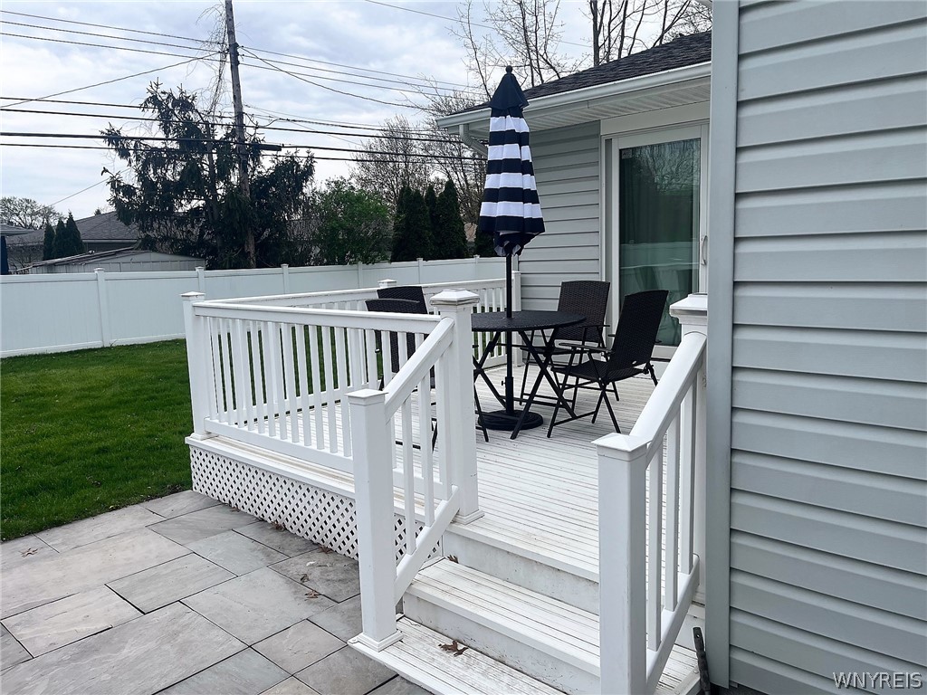 19 Greentree Road Tonawanda Town, NY 14150 - Photo 23 of 32