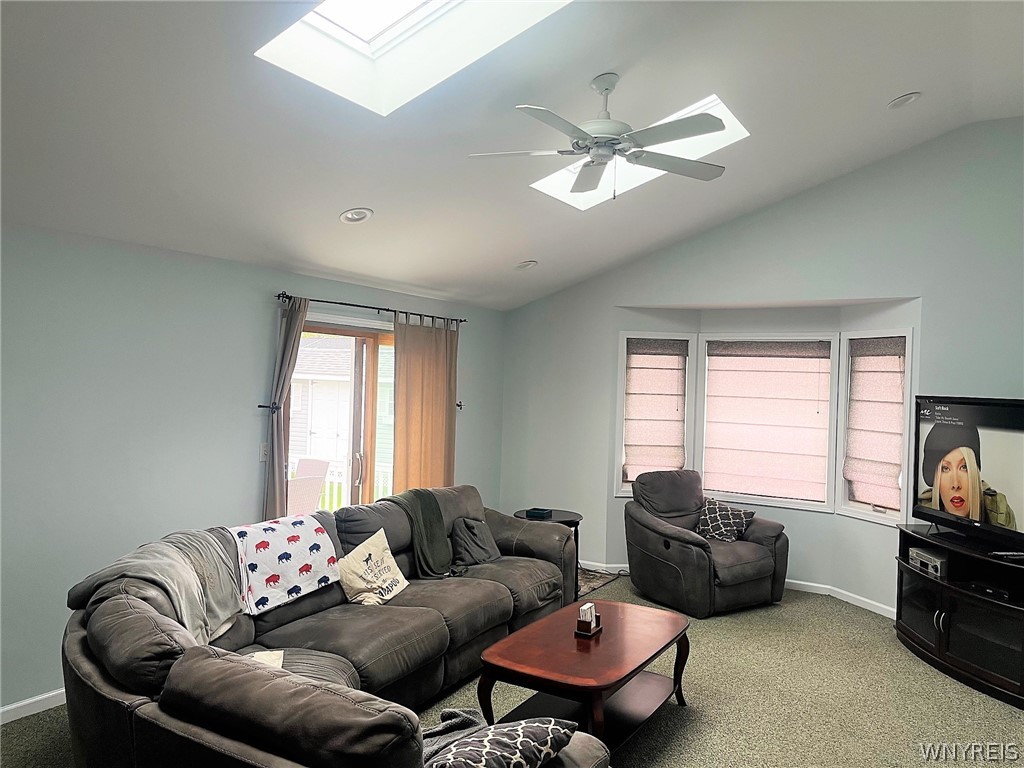 19 Greentree Road Tonawanda Town, NY 14150 - Photo 5 of 32