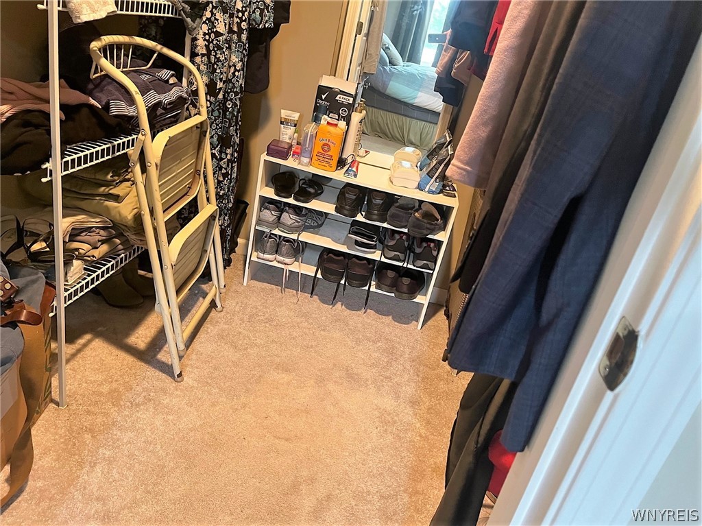 19 Greentree Road Tonawanda Town, NY 14150 - Photo 10 of 32