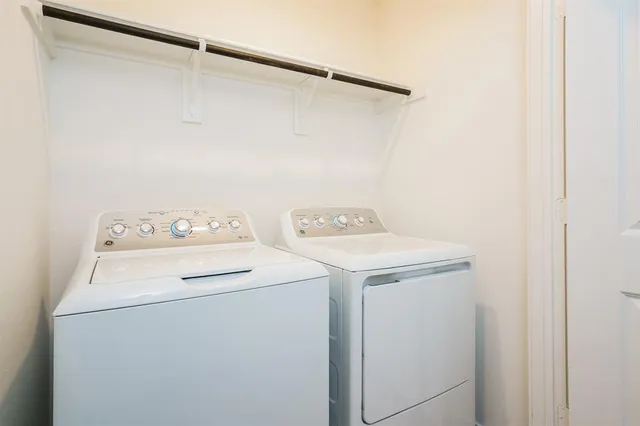 $2,199 | 2732 Ctr Crk Lane, Fort Worth, TX 76108