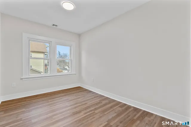 $549,900 | 246 Judson Place, Bridgeport, CT 06610